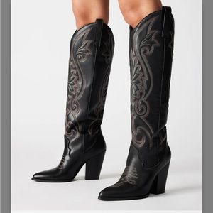 Steve Madden Lasso Cowboy boots - NEW